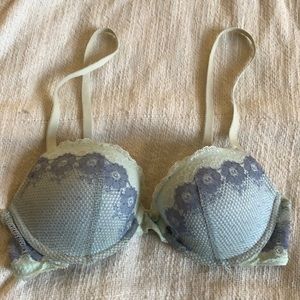 Gap Body blue floral lace push-up uplift bra